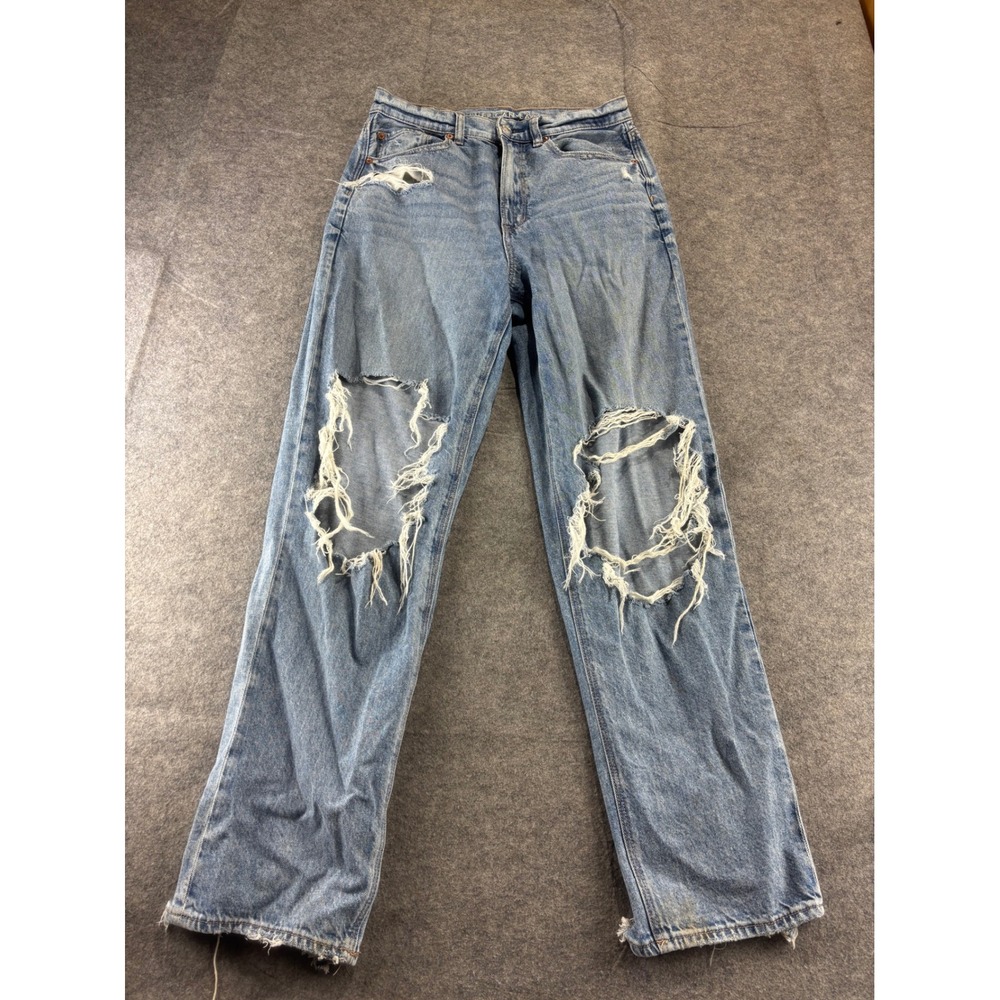 American Eagle Strigid Straight Leg Distressed Jeans Light Wash Blue Size 6